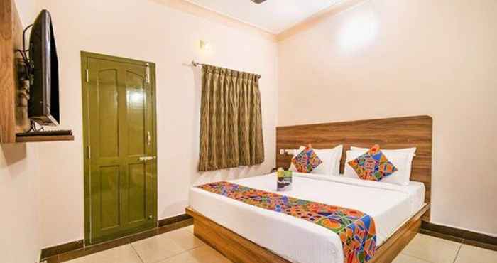 Others Fabhotel Radha Residency