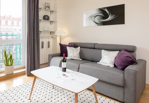 Others Apartment Al. Wyzwolenia 10 by Renters