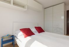 Others 3 Powiśle Apartment Topiel by Renters