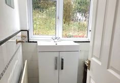Others 2 Immaculate 2-bed House in Potters Bar