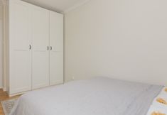 Others 4 Apartment With View Zlota 61 by Renters