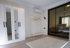 Lainnya 5 Merkuri Apart