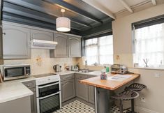 Lain-lain 6 Paddock Cottage