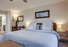 Others 2 Oceanfront 1 bedroom, Pool, Spa, Beach Access by RedAwning