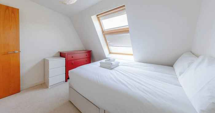 Others Contemporary 2BD Flat - 2 Mins to Clapham Common!