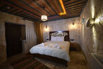 Others 4 Stone Owl Hotel