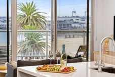 기타 Beach Street Luxury 3 Bed With Beach Bay Views