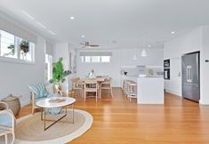 Others 7 LEO2-Sophisticated Beach Holiday Home