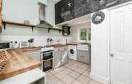 Others 4 Charming 6 Bedroom House Bristol