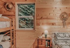 기타 4 11sl - Wi-fi - No Pets Log Cabin - Sleeps 7 2 Bedroom Cabin by Redawning