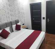 Others 4 Hotel Twamev Couple Friendly Laxmi Nagar