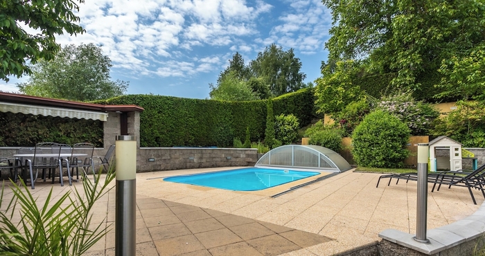 Lain-lain Cottage with pool playground and privacy