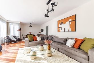 기타 4 Spacious Flat w Balcony 3 min to Bagdat Ave