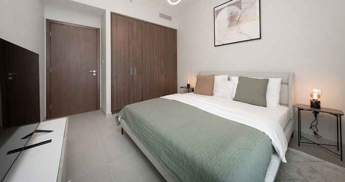 Lainnya Luxury 1BR at Vida Residences