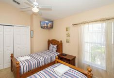 Others 3 Santa Cruz Retreat