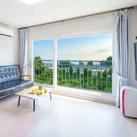 Primary image 1 Jeju Inhouse Pension, Jeongbang Waterfall Hotels