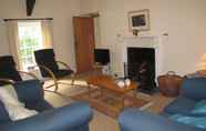 Others 2 Lovely 7-bed Apartment in Llandysul