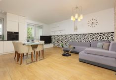 Others 7 Spacious Targowek Apartment by Renters