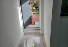 Others 6 Stunning Well Decorated 1bed Apartment in Dartford