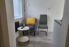 Others 7 Stunning Well Decorated 1bed Apartment in Dartford