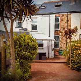 Primary image1Impeccable 3-bed House in Newquay,Deviock公寓