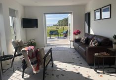 Others 7 Magilligan - Cottage - Sleeps 6 - Parking - Garden