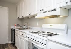 기타 6 ATL Downtown 2B Condo with Free Parking