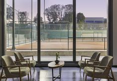 기타 4 INVENTIST Hotel Sports Academy