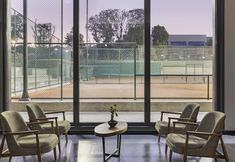 기타 4 INVENTIST Hotel Sports Academy