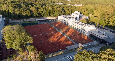 기타 2 INVENTIST Hotel Sports Academy