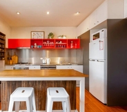 Others 2 Bright & Sunny 2-bed Unit in the Heart of St Kilda