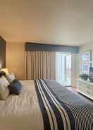 Room The Shores Lake View Condo Unit 5638