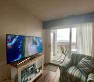 Others 4 The Shores Lake View Condo Unit 5638