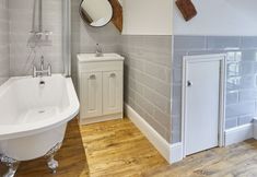 Others 4 Host Stay Caedmon House