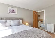 อื่นๆ 3 Host Stay Castle View