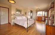 Others 7 Host Stay Cheviot View