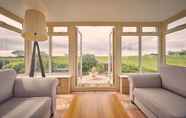 Others 2 Host Stay Cheviot View