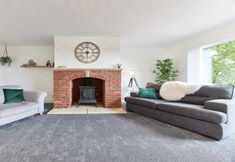 Others 5 Host Stay Highfield