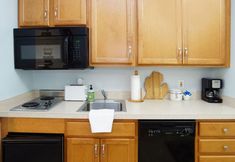 Others 4 The Shores Lakeside Condo Unit 5680