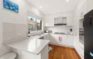 Lainnya 7 Provincial 3BR townhouse Chadstone MEL