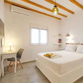 Primary image 1 Eressian Lodgings Apartments, โรงแรม & ที่พัก Dimos Agios Efstratios