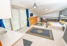 Others 4 COMFORT INN SUITE