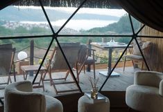 기타 3 Domes Village