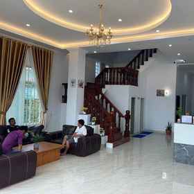 フロント 1 トールミーアゲストハウス, バスポートターミナル ホテル