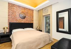 Lain-lain 5 Castello Apartments