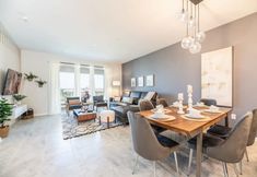 Others 2 Chic Spacious Condo for the Best Vacations