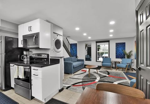 Others Escape to This Luxury Wilton Manors Villa