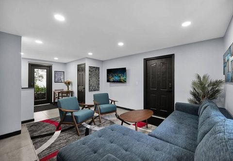 Lainnya Luxury 2-bedroom Villa in Wilton Manors