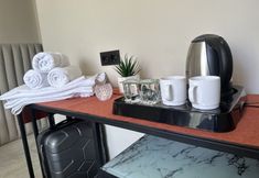 อื่นๆ 4 D Twins Airport Hotel