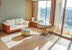 Others 2 YOHO Treasure Island Hotel